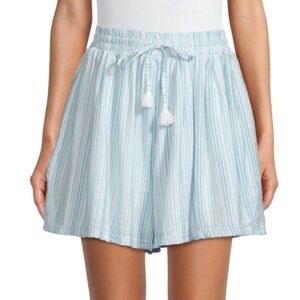 BCBG Generation drawstring shorts size Medium